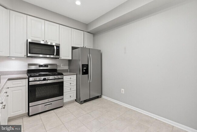 Building Photo - 6610 Netties Ln