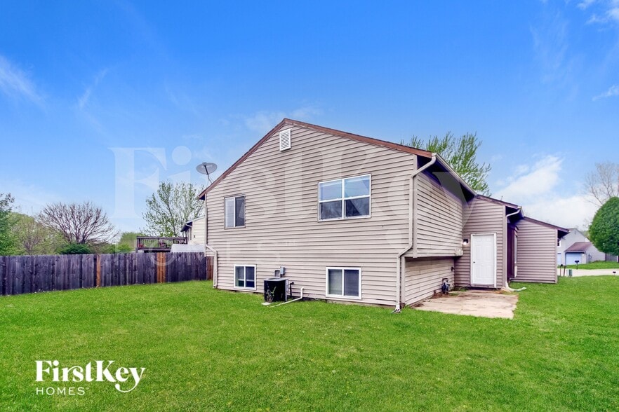 Building Photo - 3912 Truro Ct