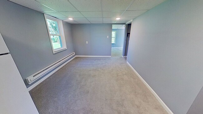 Building Photo - Single Family Home