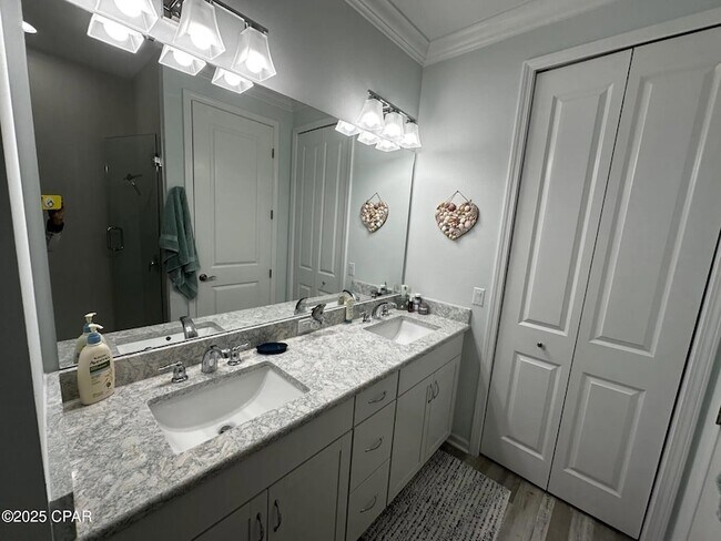 Building Photo - 8742 Conch Shell Ct