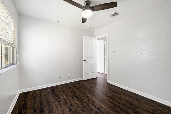 Building Photo - 760 Gabriel Mills Dr