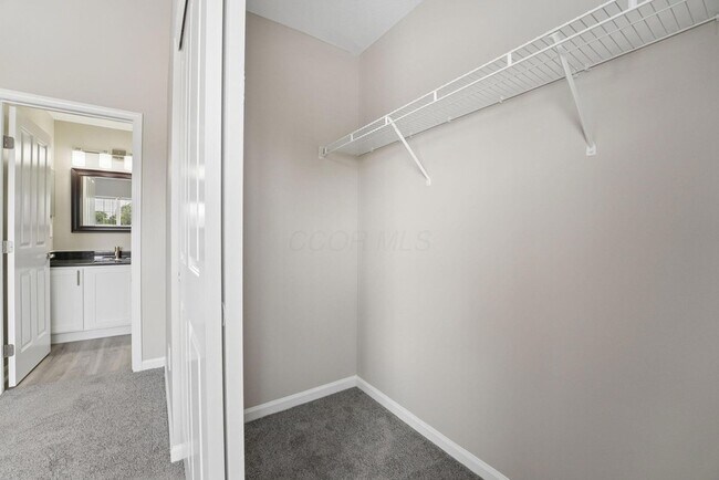 Building Photo - 2096 River Rock Way