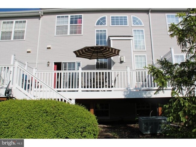 Building Photo - 8 Stafford Dr