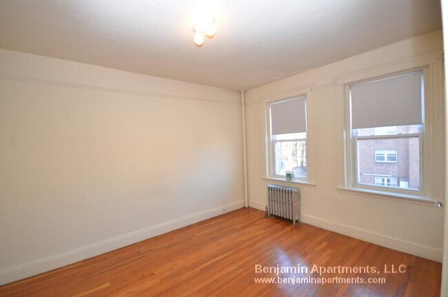 Building Photo - 66 Chiswick Rd