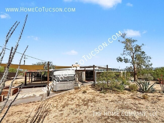 Building Photo - 120 E Magee Rd