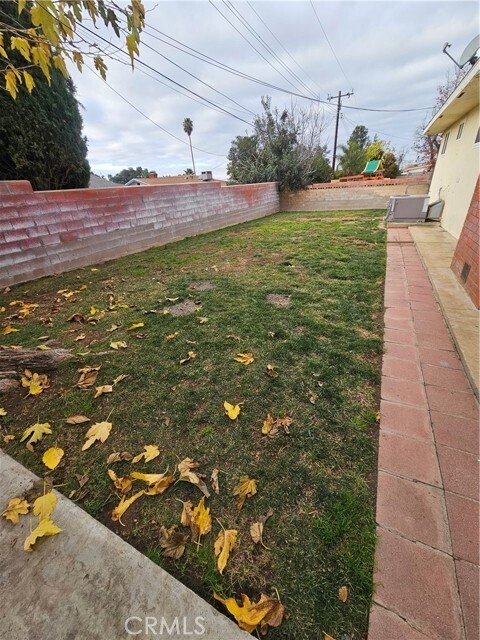 Building Photo - 35555 Mountain View St