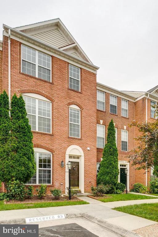 Building Photo - 13129 Park Crescent Cir