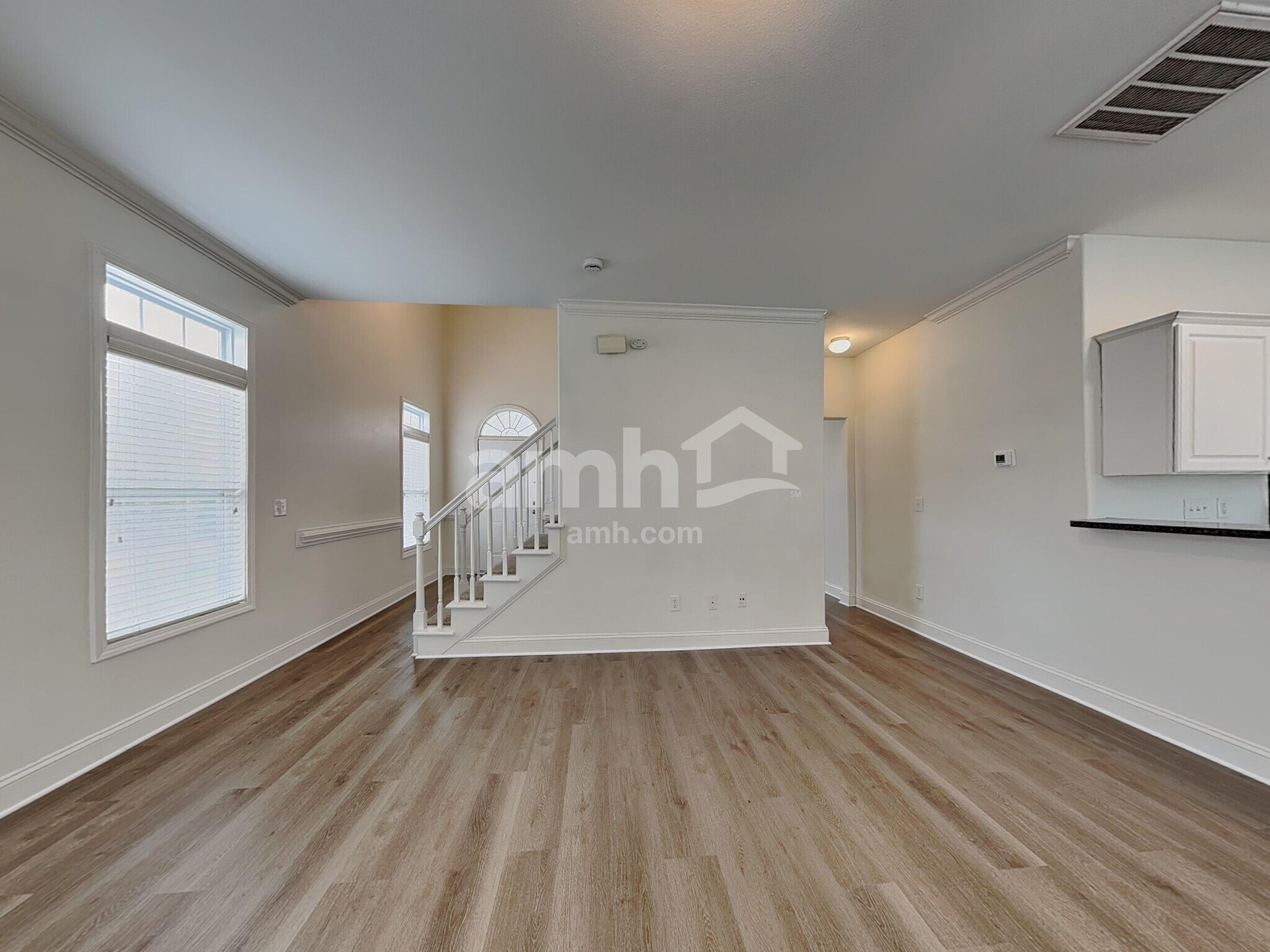 Building Photo - 440 Tortoise Ln