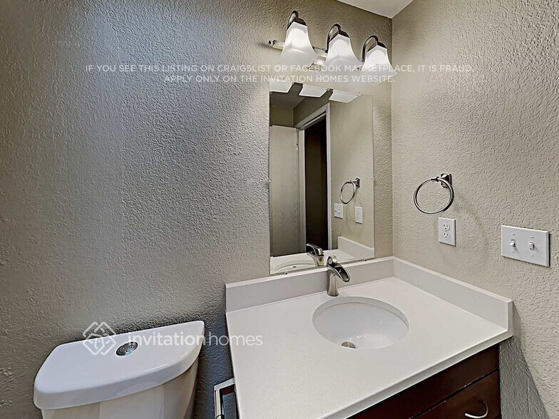 Building Photo - 8927 16th Pl SE