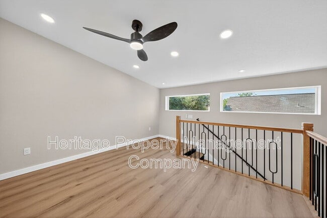 Building Photo - 9115 Timber Ranch