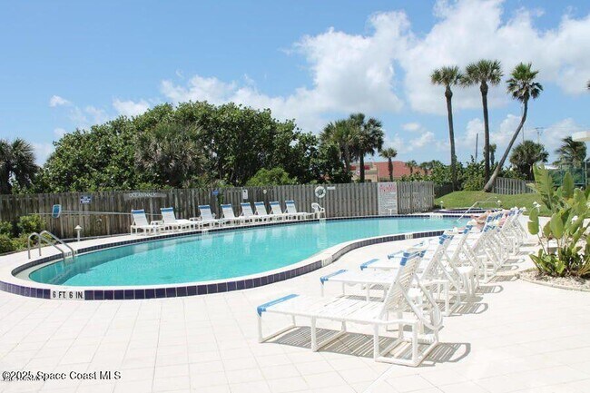 Building Photo - 2225 Jimmy Buffett Mem Hwy