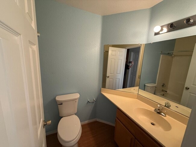 Building Photo - 3 Bed 2 Bath San Jacinto