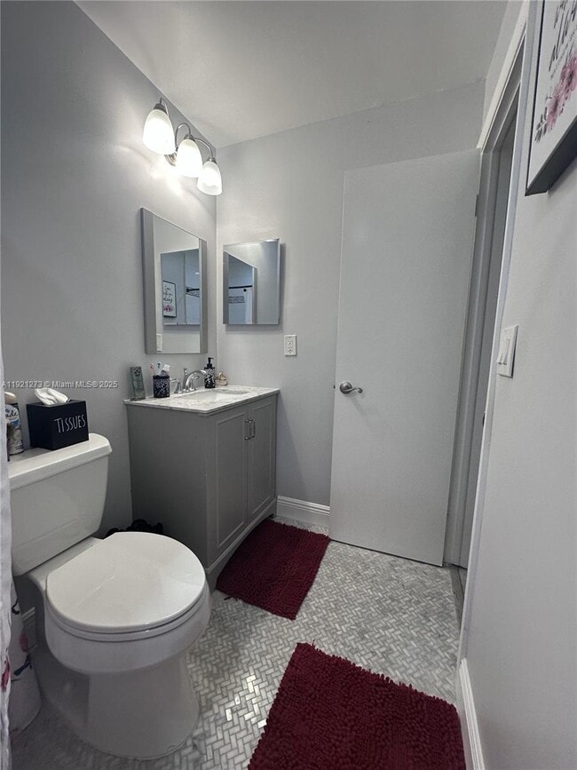 Building Photo - 1020 NW 88th Ave