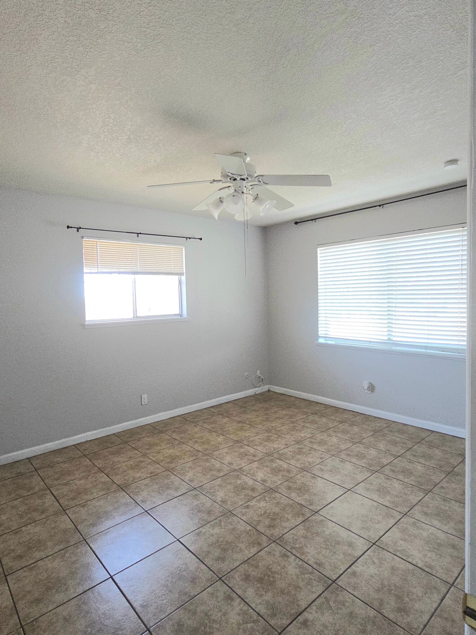 Building Photo - 204 Stratus Rd