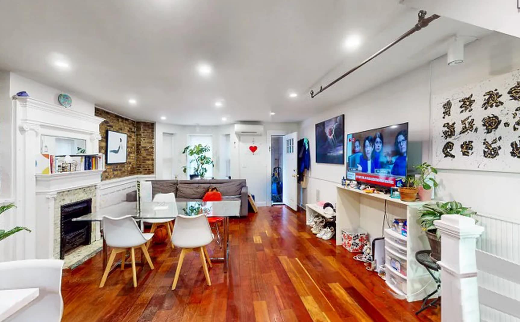 Building Photo - 852 Park Pl