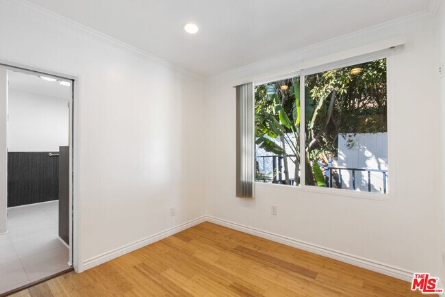 Building Photo - 17737 Porto Marina Way