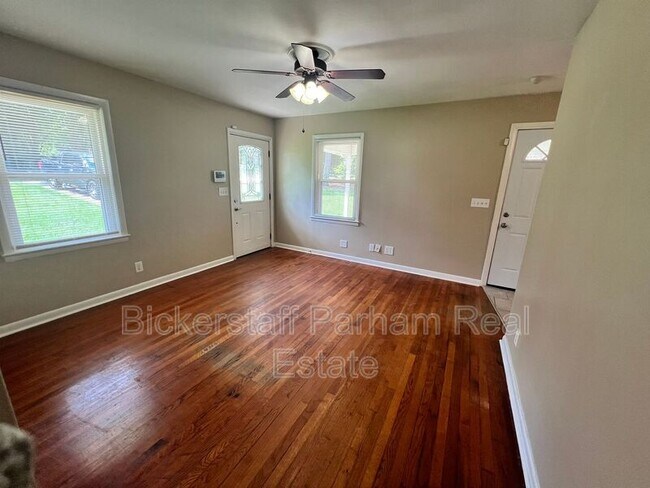 Building Photo - 1113 Steve Mar Dr