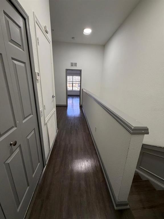 Building Photo - 2865 Polana St