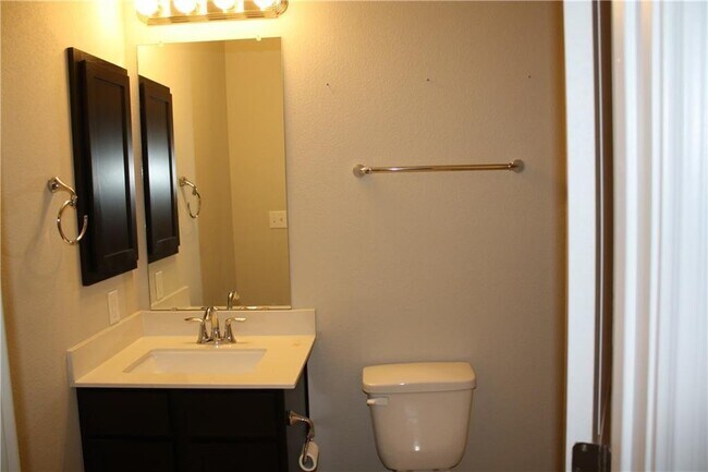 Building Photo - 1042 Sand Post Pl