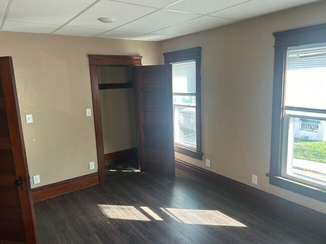 Bedroom - 33 S McKinley Ave