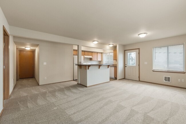 Building Photo - RP26