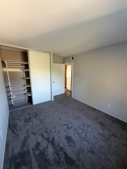 Building Photo - 12403 Julian Ave