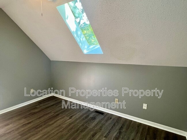 Building Photo - 3800 Stockade Ct