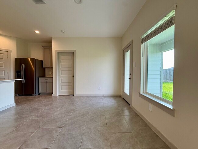 Building Photo - 28930 Yukon River Ct