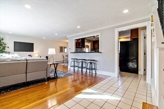 Building Photo - 12 Durso Ave