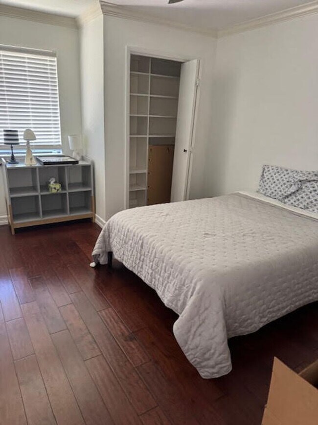 Building Photo - FULLY FURNISHED Home in Spanish Oaks!!