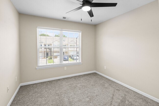 Building Photo - 45 Canyon Oak Loop