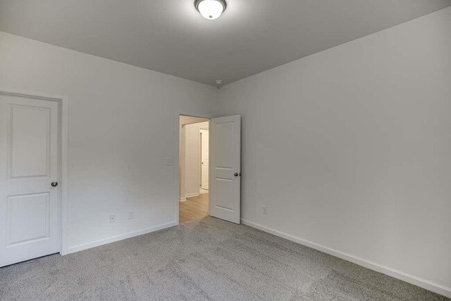 Building Photo - 230 Blue Dragon Dr