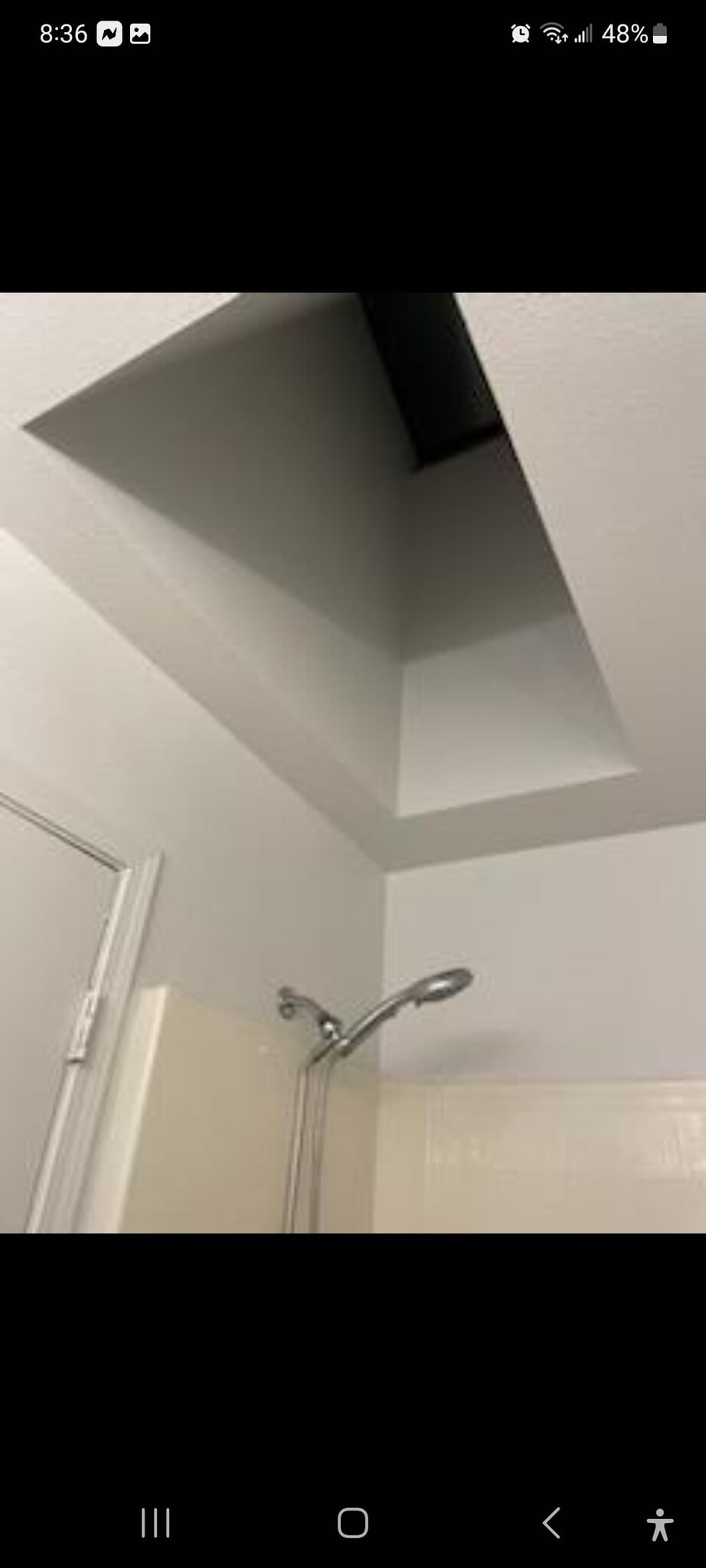 Shower, tub - 803 N 20th Ave