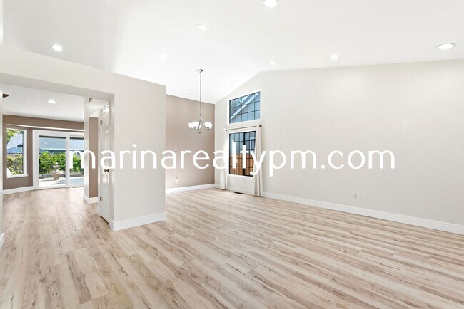Building Photo - Home Sweet home-Beautiful remolded 3 bedroom 2 bathroom