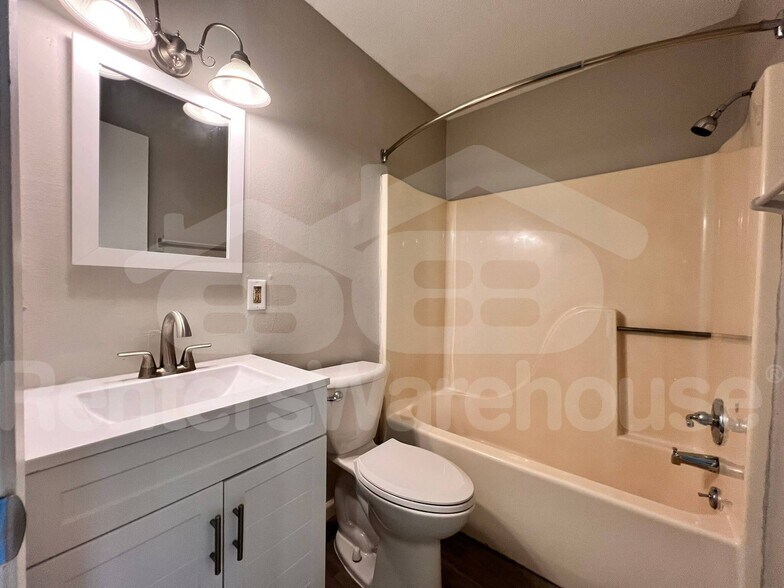 Building Photo - 1314 22nd St