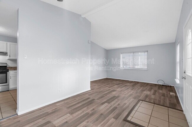 Building Photo - 235 Moule Dr