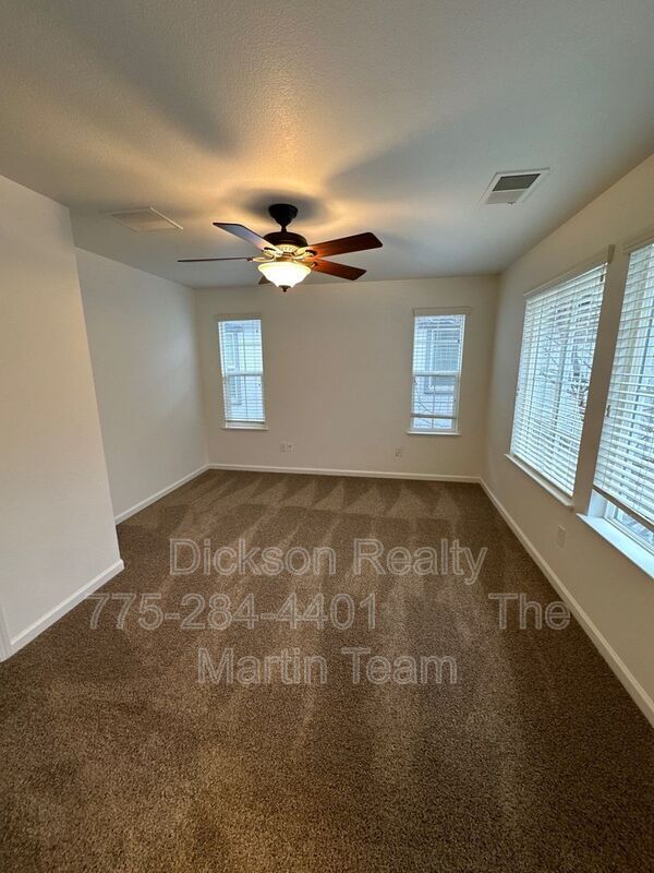 Building Photo - 3843 Dominus Dr