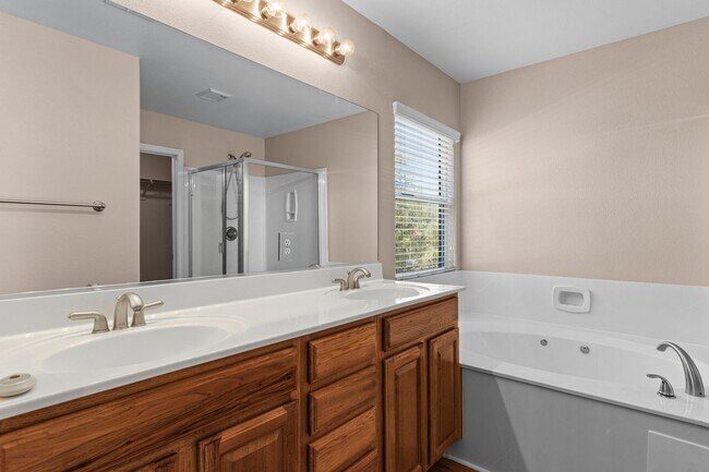 Building Photo - NW!! GATED!! Playground!!!Low maintenance ...