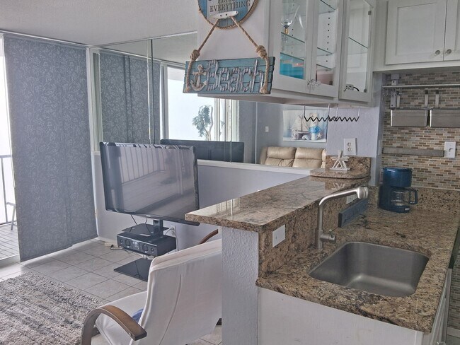 Building Photo - 11949 Termini-San Luis Pass Rd