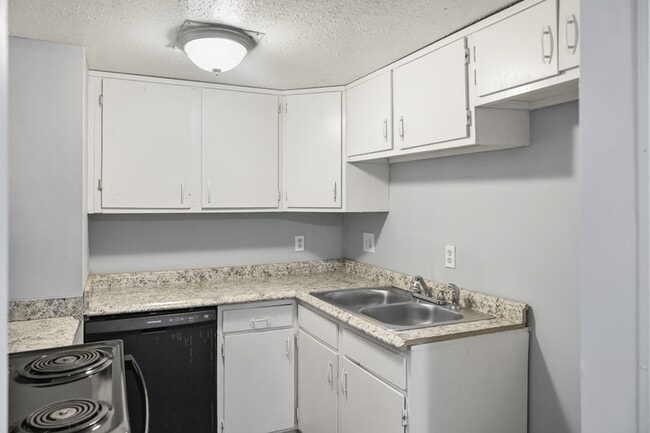 Primary Photo - 225 W McDowell Rd