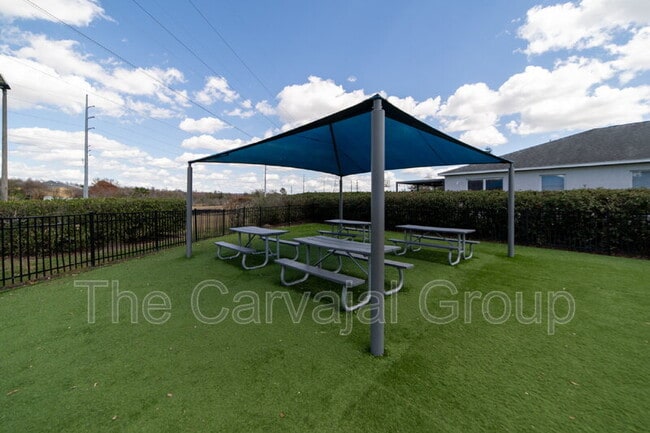 Building Photo - 1215 Kempton Chase Pkwy