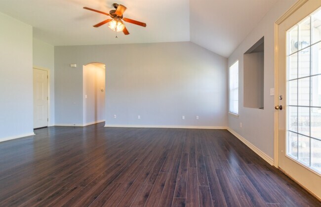 Building Photo - 1032 Morgan Haley Ln