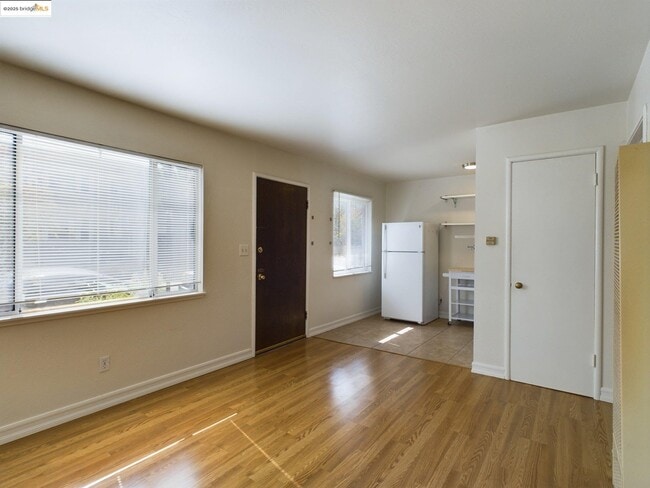 Building Photo - 3811 Opal St