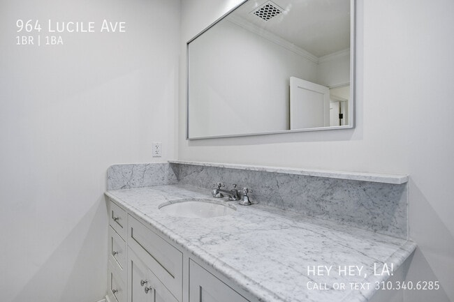 Building Photo - 964 Lucile Ave