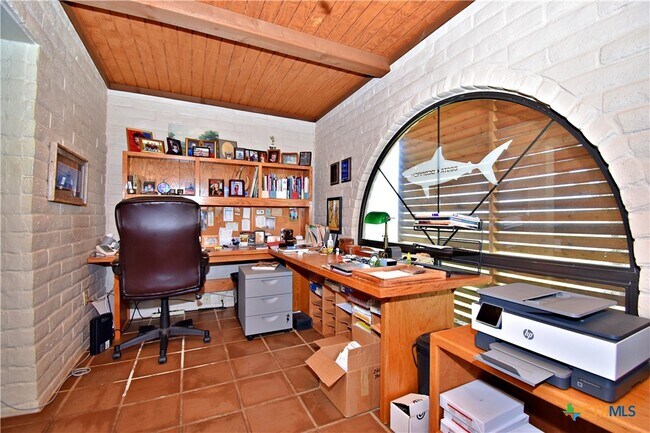 Building Photo - 4513 Center Point Rd