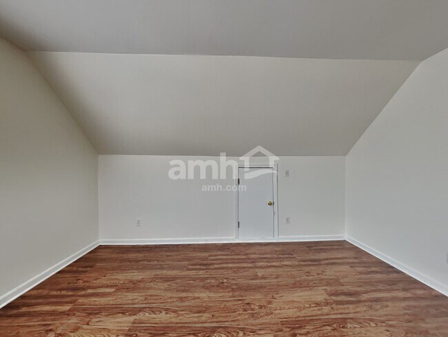 Building Photo - 11405 Hawk Roost Court