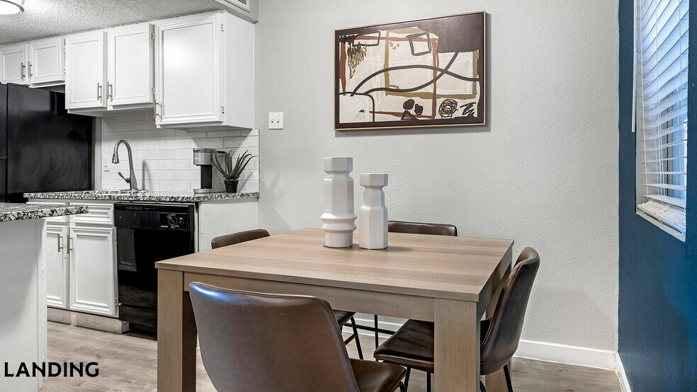 Building Photo - 130 Camino De Oro