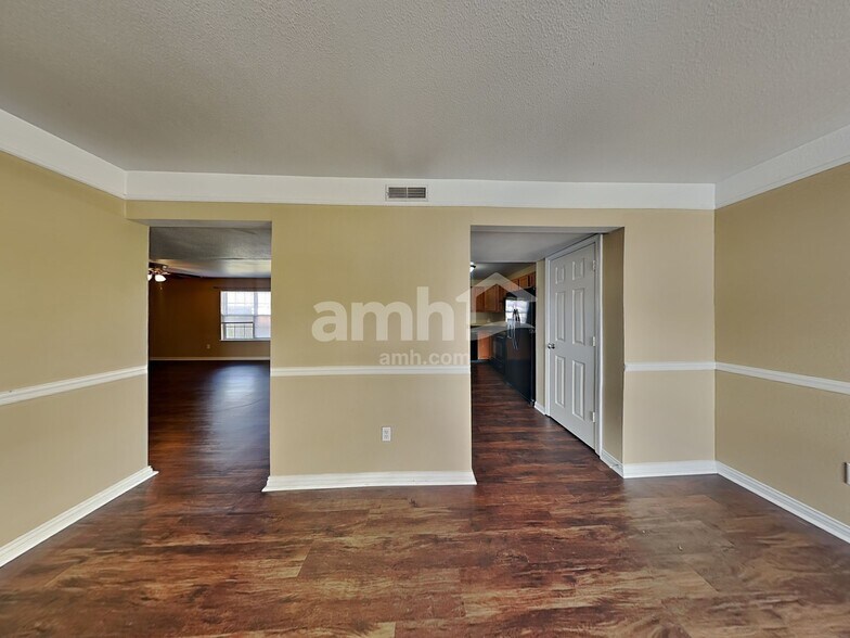 Building Photo - 6396 Oyster Key Ln