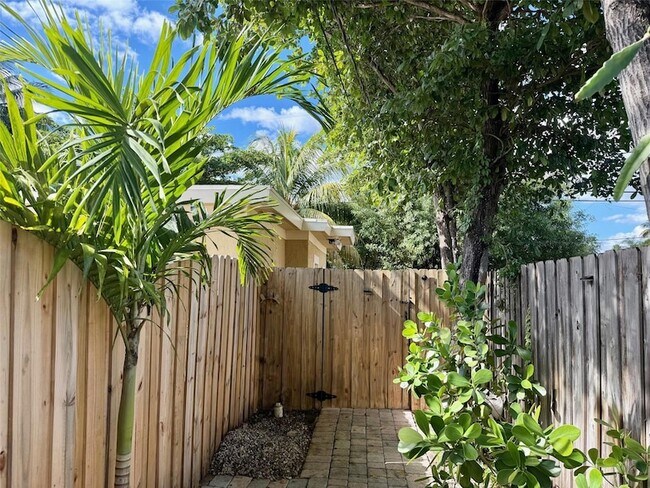 Building Photo - 1217 NW 7th Ave