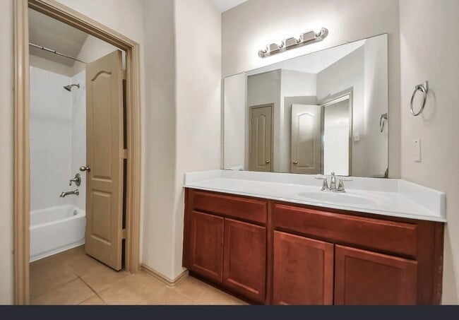 Building Photo - 7946 Atwood Hills Ln